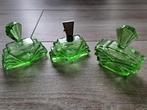 drie flacons van een Art Deco uraniumglazen kaptafelset, Antiek en Kunst, Ophalen of Verzenden
