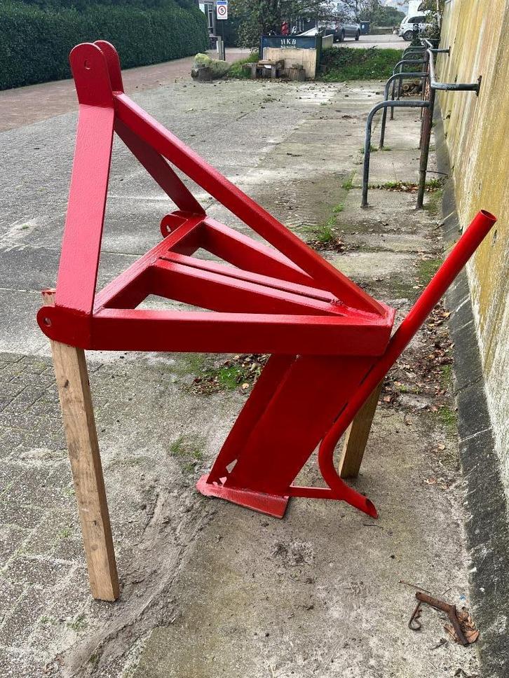 Wifo woelpoot sleuvenmaker met leidingtrekker kabeltrekker, Zakelijke goederen, Agrarisch | Werktuigen, Akkerbouw, Bollenteelt