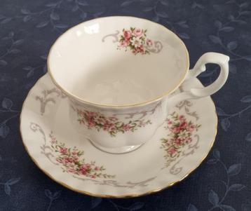 Royal Albert kop en schotel, heren beschikbaar voor biedingen