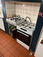 Ophalen 15 of 16 november: 2x Gasfornuis (4 pits), Witgoed en Apparatuur, Fornuizen, Ophalen, Gebruikt, 4 kookzones, Gas