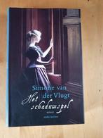 HET SCHADUWSPEL van Simone van der Vlugt, Ophalen of Verzenden, Zo goed als nieuw