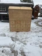 Oude kruideniers kast, Ophalen