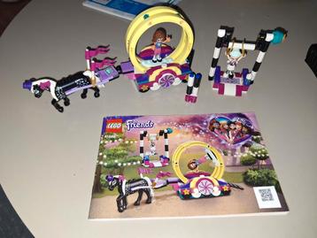 Lego friends magische acrobatiek  41686 beschikbaar voor biedingen