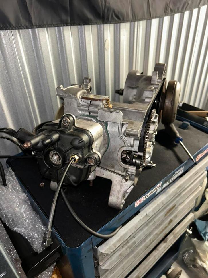 Gilera runner m08 dd blok, Fietsen en Brommers, Brommeronderdelen | Scooters, Zo goed als nieuw, Piaggio, Blok, Ophalen of Verzenden