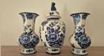 hand gemaakte delfts blauwe vazen, Huis en Inrichting, Woonaccessoires | Vazen, Ophalen, Blauw, Aardewerk of Porselein, Minder dan 50 cm