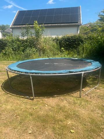 Grote trampoline 350 cm beschikbaar voor biedingen