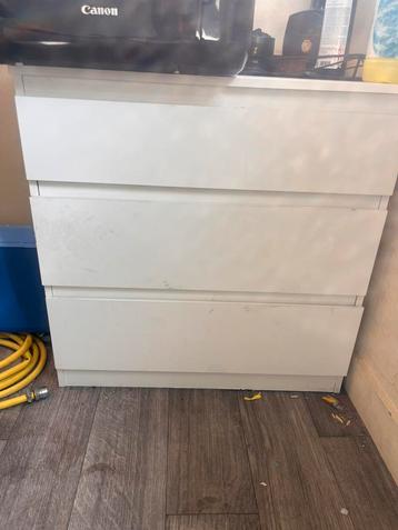 Malm kast 