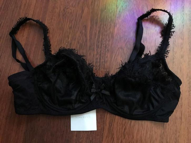Nieuw - Nina Ricci zwart kanten bh - 75B, Kleding | Dames, Ondergoed en Lingerie, BH, Zwart, Ophalen of Verzenden