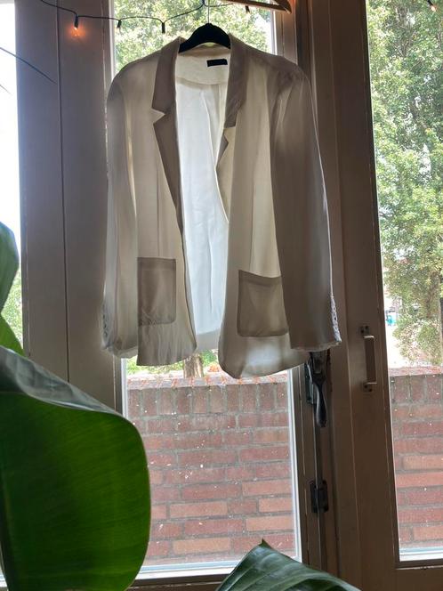 Wit jasje vero moda maat 38, Kleding | Dames, Jasjes, Kostuums en Pakken, Zo goed als nieuw, Jasje, Maat 38/40 (M), Wit, Ophalen of Verzenden