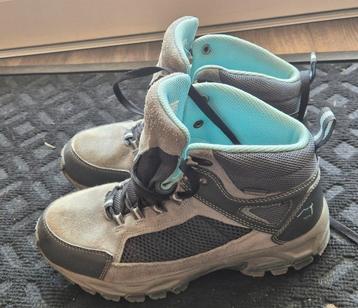 Wildebeast bergschoenen, maat 38 beschikbaar voor biedingen