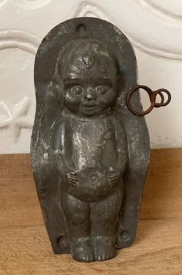 Brocante oude chocolademal / chocoladevorm Baby beschikbaar voor biedingen