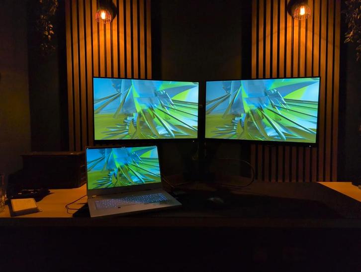 2 Philips schermen 24 inch + Beugel, Computers en Software, Monitoren, Zo goed als nieuw, 60 Hz of minder, DisplayPort, HDMI, Full HD