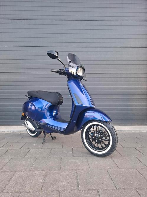 Supermooie vespa sprint 2takt!!, Fietsen en Brommers, Scooters | Vespa, Zo goed als nieuw, Overige modellen, Ophalen of Verzenden