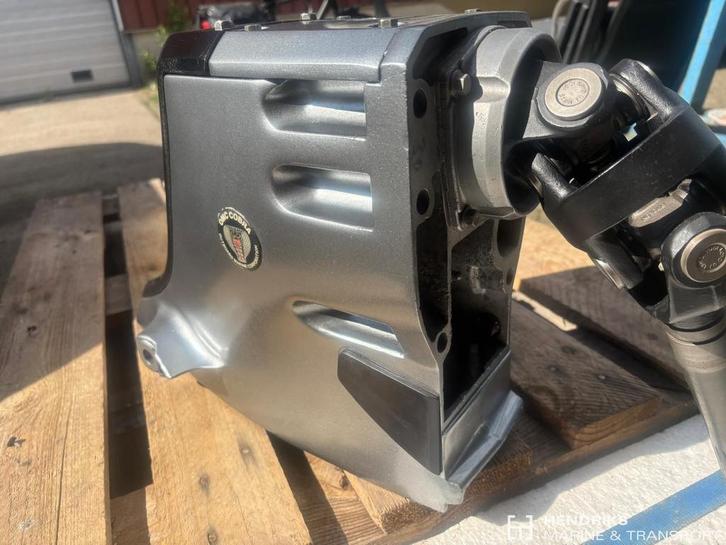 OMC bovenstaart, Watersport en Boten, Buiten- en Binnenboordmotoren, Zo goed als nieuw