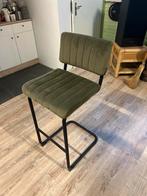 2 Olijfgroene barkrukken - Fluweel, Huis en Inrichting, Met voetsteun, 60 tot 90 cm, Ophalen of Verzenden, Zo goed als nieuw