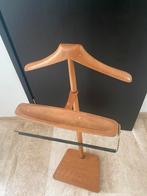 Dressboy, Ophalen of Verzenden, Zo goed als nieuw, Hout