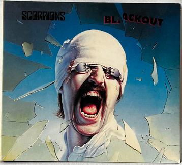Scorpions - Blackout CD+DVD Boxset (Remastered) beschikbaar voor biedingen