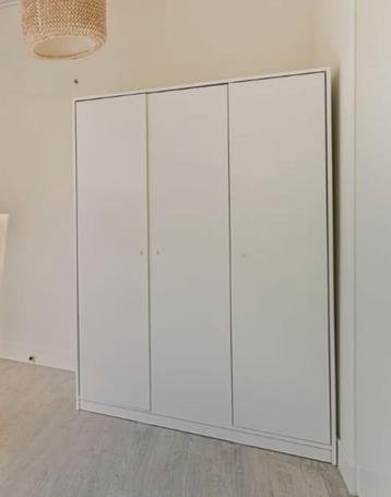 IKEA kledingkast