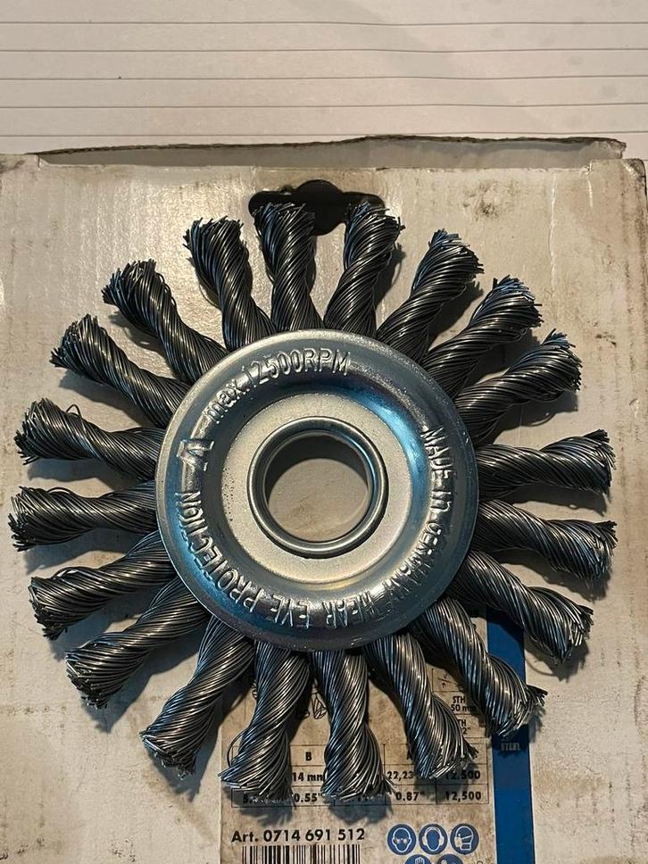 Nieuwe Staalborstel voor Slijpmachine, Doe-het-zelf en Verbouw, Gereedschap | Machine-onderdelen en Toebehoren, Nieuw, Ophalen of Verzenden