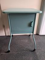 Nachtkastje, kastje Ikea, metaal, blauw, wieltjes, Huis en Inrichting, Slaapkamer | Nachtkastjes, Metaal of Aluminium, Zo goed als nieuw