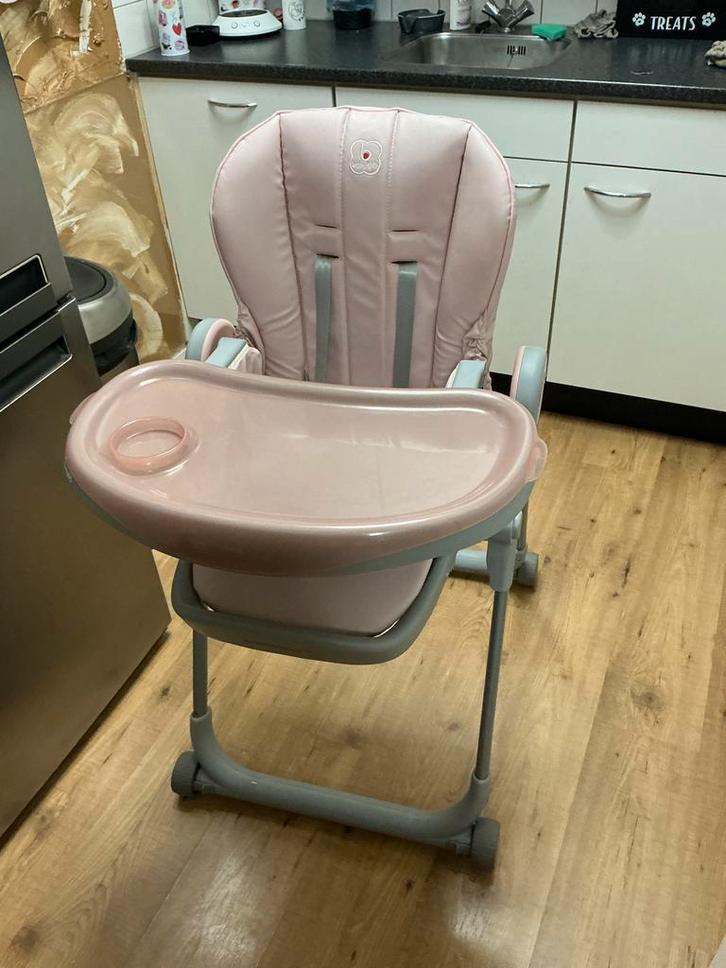 BabyGO kinderstoel, Kinderen en Baby's, Kinderstoelen, Zo goed als nieuw, Meegroeistoel, Ophalen