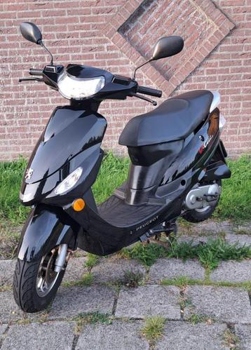 Hele mooie Peugeot V-Clic met blauw kenteken. beschikbaar voor biedingen