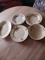 Petrus Ragout 1941 servies . Mooi met bloemetjes., Antiek en Kunst, Antiek | Servies los, Ophalen