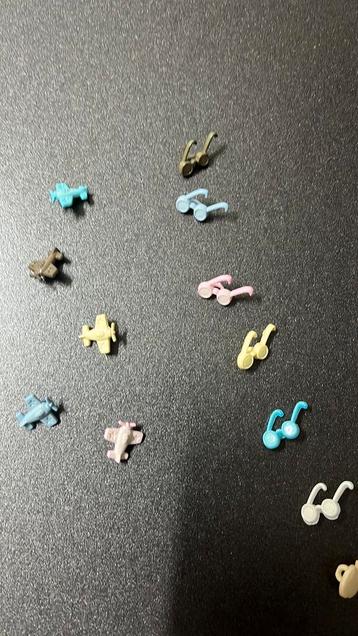 Kinderknoopjes per stuk €0,10 beschikbaar voor biedingen