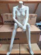 Zittende Etalagepop / Etalagefiguur - Nieuw in Doos!, Ophalen