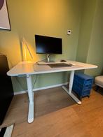 IKEA Bekant Elektrisch Zit-Sta Bureau, Huis en Inrichting, Bureaus, Ophalen, Elektrisch, Zo goed als nieuw, Stabureau