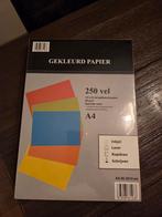 Pak 250 vel gekleurd papier A4, Hobby en Vrije tijd, Ophalen of Verzenden, Overige typen