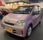 Daihatsu Cuore 1.0 3D 2005 Roze/Rood Airco, Auto's, Daihatsu, Voorwielaandrijving, Stof, 58 pk, Cuore