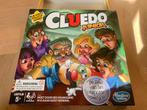 Cluedo junior Hasbro gaming, Hobby en Vrije tijd, Gezelschapsspellen | Bordspellen, Ophalen of Verzenden, Zo goed als nieuw