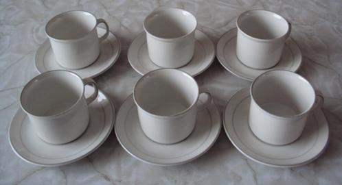 6 nieuwe Cappuccino espresso koffie kop en schotels, Huis en Inrichting, Keuken | Servies, Nieuw, Kop(pen) en/of Schotel(s), Overige stijlen