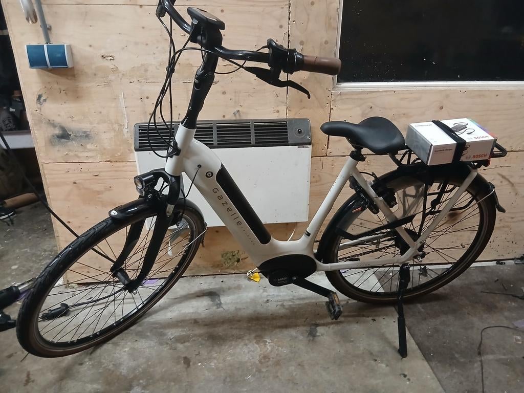 Gazelle Grenoble 7+ 500W, Ophalen, Gebruikt, 51 tot 55 cm, 50 km per accu of meer