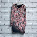 Escada Jurk Maat 42 Grijs Roze Bloemenprint Overslag Midi, Verzenden, Maat 42/44 (L), Escada, E