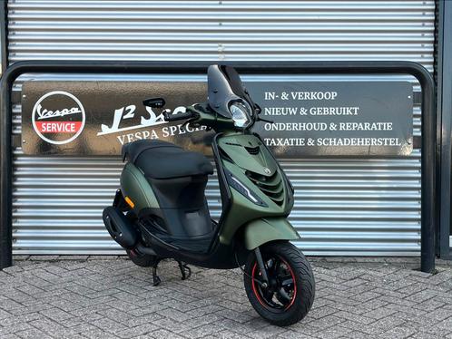 Piaggio Zip Huracan Green Brom 2022 6496 km Full Option, Fietsen en Brommers, Scooters | Piaggio, Zo goed als nieuw, Zip, Maximaal 45 km/u