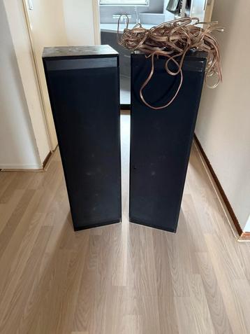 Bèta M300 Speakers - 4 Weg, 240 Watt beschikbaar voor biedingen