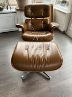 Replica Eames Chair + Ottoman in Nieuwstaat, Ophalen of Verzenden, Leer, Zo goed als nieuw