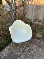 Vitra DAR Eames stoel - wit, Huis en Inrichting, Stoelen, Ophalen, Kunststof, Gebruikt, Wit