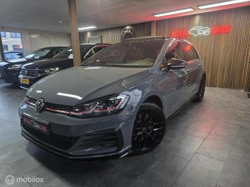 Volkswagen Golf 2.0 TSI GTI TCR/ AKRA/ PANO/ DYNAUDIO / CAME beschikbaar voor biedingen