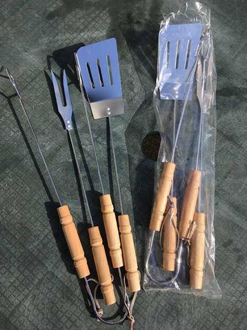 BBQ Tool Set - 3 delig accessoires - Nieuw beschikbaar voor biedingen