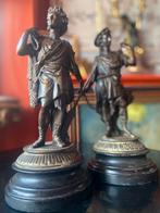 Set van 2 jagers beelden, Antiek en Kunst, Ophalen
