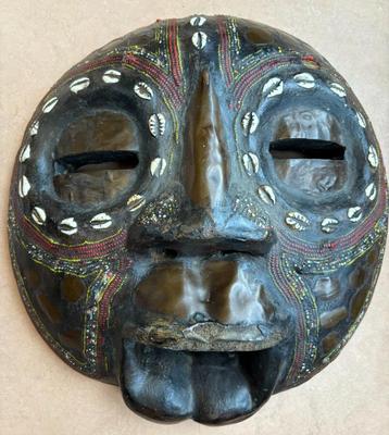 Bijzonder, oud Luba masker, Congo, 30 x 31 cm beschikbaar voor biedingen