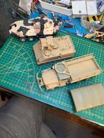 3 militairen voertuigen schaal 1:35 gebouwd, Overige merken, Gebruikt, Tank, 1:32 tot 1:50