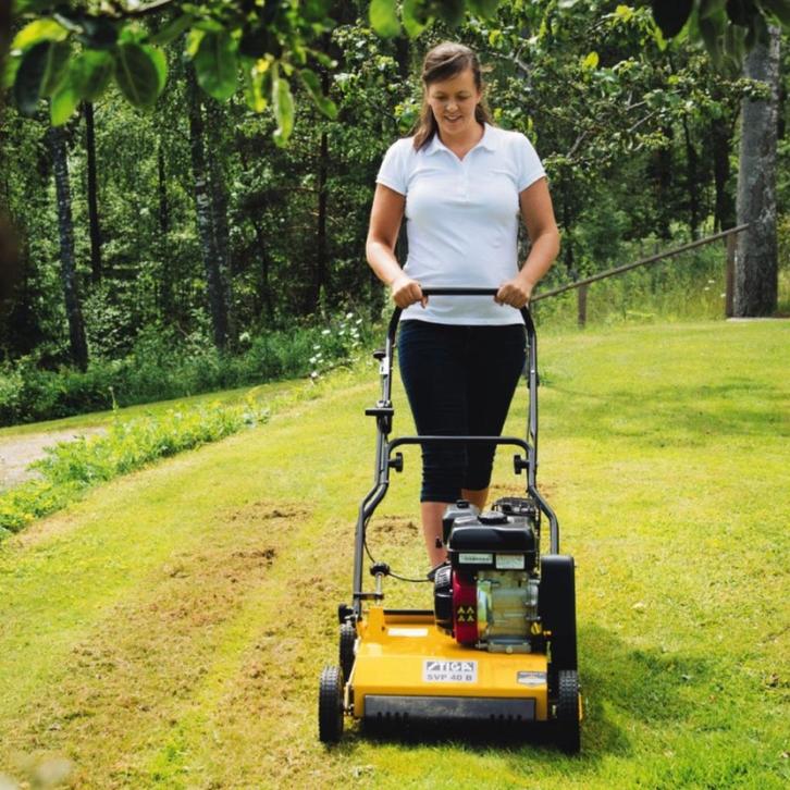Te huur verticuteermachine, Tuin en Terras, Verticuteermachines, Benzine, Ophalen of Verzenden