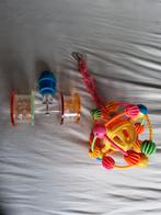 Vogelspeelgoed hard plastic, Dieren en Toebehoren, Ophalen of Verzenden, Zo goed als nieuw, Kooi-accessoires