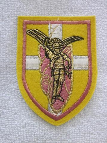 Embleem France AIRBORNE PARATROOPS afm. 11 x 8 cm. beschikbaar voor biedingen