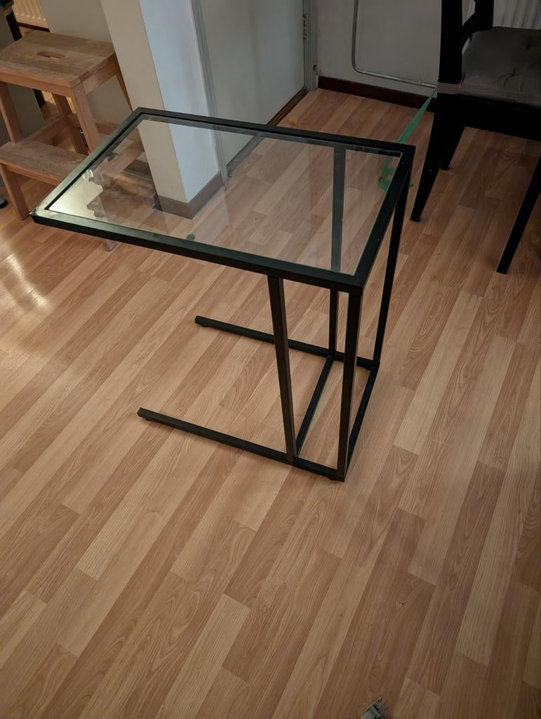 Laptoptafel ikea Vittsjö, Ophalen, Gebruikt, 50 tot 100 cm, Glas
