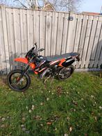 Derbi Senda Xtreme 50cc schakelbrommer, Fietsen en Brommers, Brommers | Derbi, Maximaal 45 km/u, Ophalen of Verzenden, Zo goed als nieuw